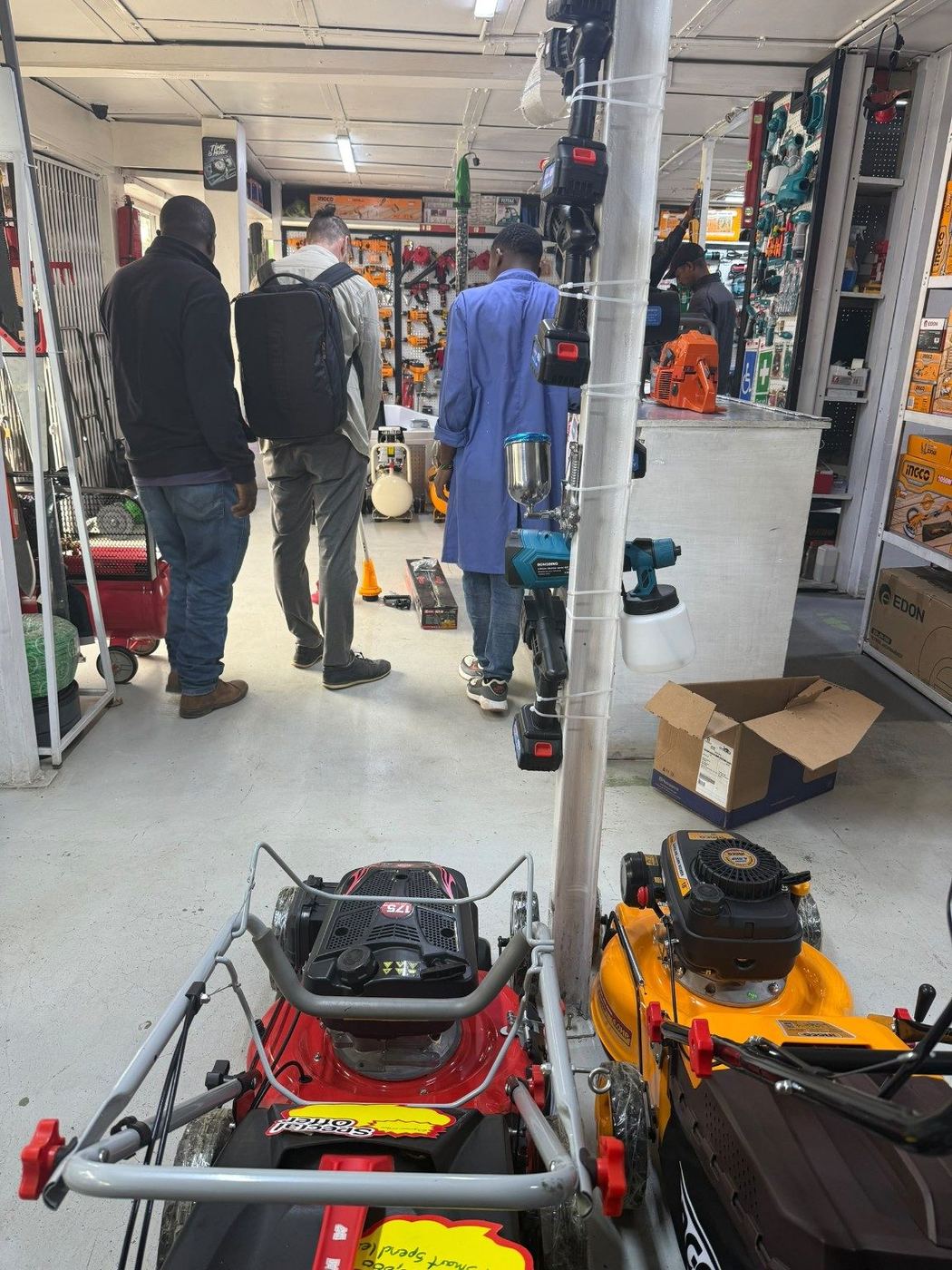 OHGS lawn mower display